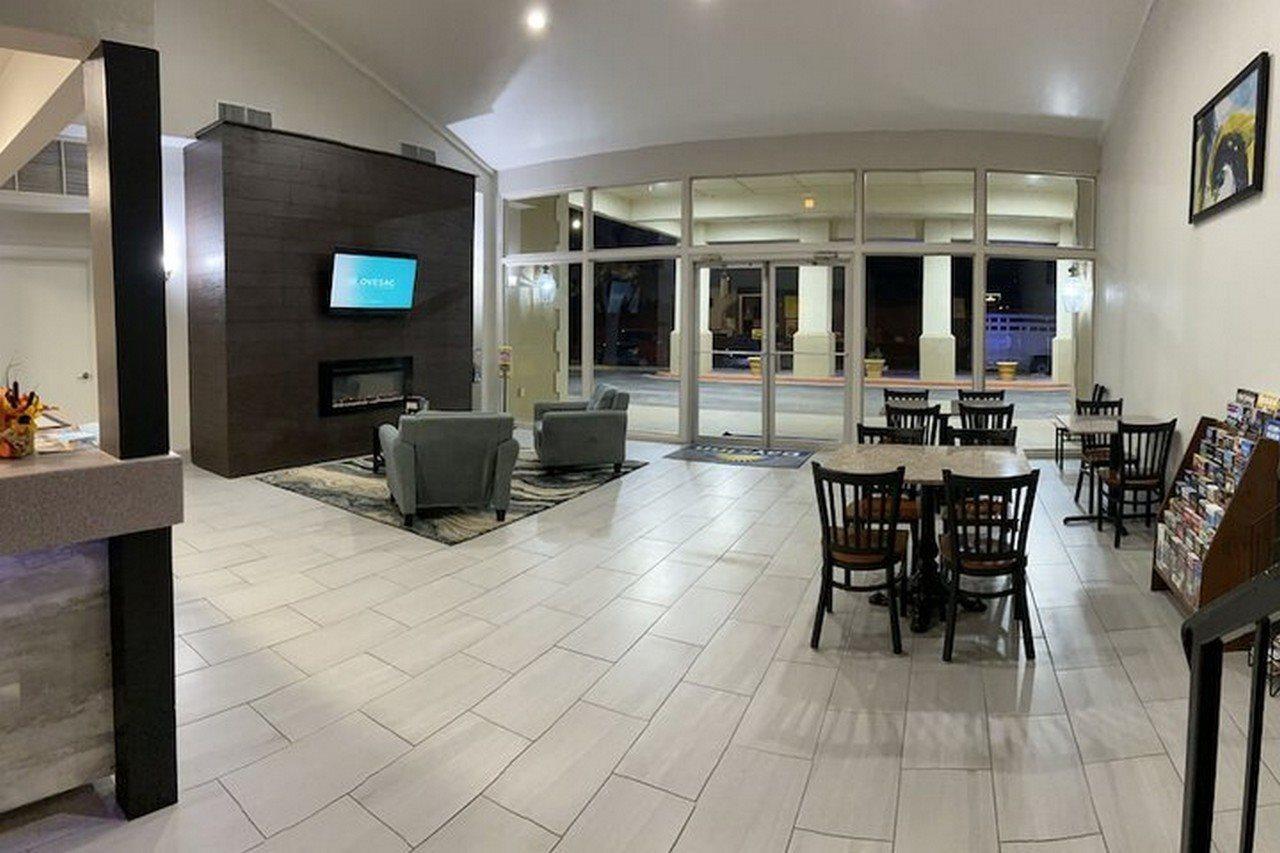 Days Inn By Wyndham Eastland Exteriér fotografie