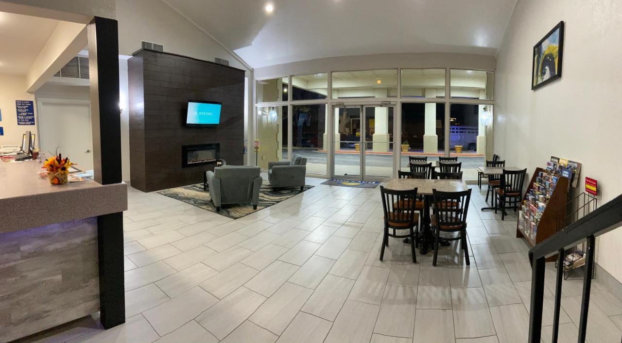 Days Inn By Wyndham Eastland Exteriér fotografie